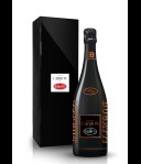 Champagne Carbon EB.02 for Bugatti + Luxe Box