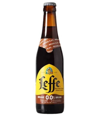 Alcoholvrije drank Leffe Bruin 0.0 van Leffe, bij slijterij ’t Bockje in Bathmen