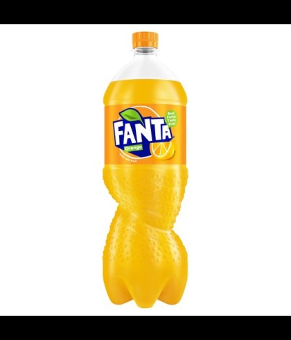 Fles Fanta 1,5L van Fanta, bij slijterij ’t Bockje in Bathmen