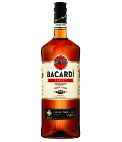 Fles Bacardi Spiced, rum, bij slijterij t Bockje in Bathmen