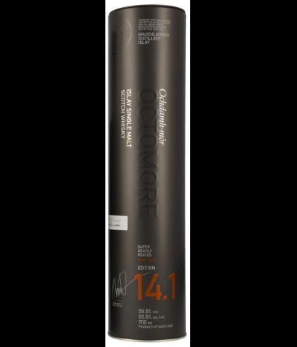 Fles Octomore 14.1, zwaar geturfde Islay single malt, op voorraad bij slijterij t Bockje in Bathmen