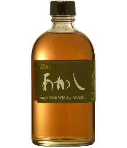 Fles Akashi White Oak Single Malt, Japanse whisky van de White Oak-distilleerderij, op voorraad bij slijterij t Bockje in Bathmen