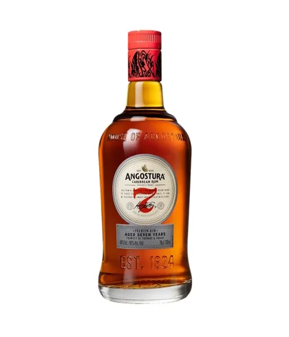 Fles Angostura 7 Years Old, rum, op voorraad bij slijterij t Bockje in Bathmen