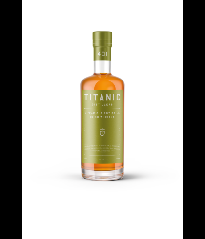 Fles Titanic Pot Still, whisky, op voorraad bij slijterij ’t Bockje in Bathmen