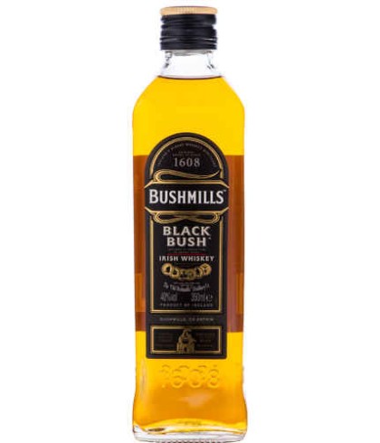 Fles Bushmills Black Bush – kleine fles, single malt whisky, op voorraad bij slijterij t Bockje in Bathmen