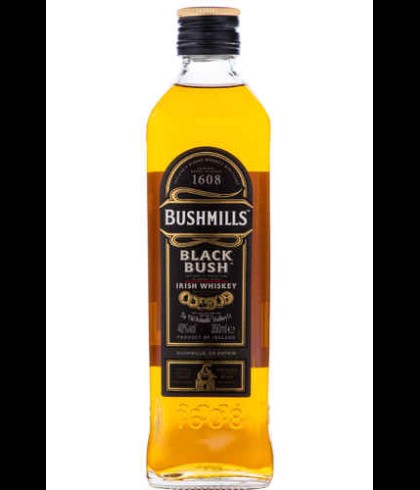 Fles Bushmills Black Bush &ndash; kleine fles, single malt whisky, op voorraad bij slijterij t Bockje in Bathmen