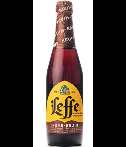 Leffe Bruin, bier bij slijterij t Bockje in Bathmen