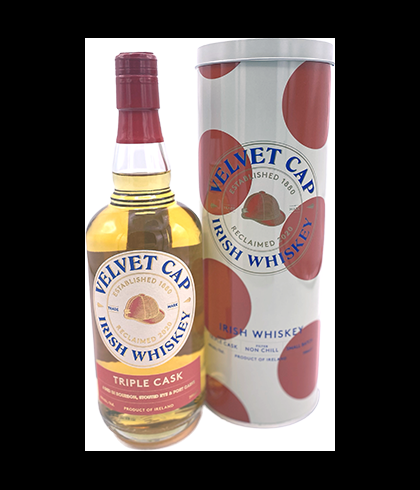 Fles Velvet Cap Triple Cask, whisky, op voorraad bij slijterij t Bockje in Bathmen