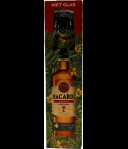 Bacardi Spiced Rum + glas on pack