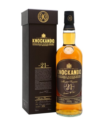 Fles Speyside single malt van Knockando, op voorraad bij slijterij t Bockje in Bathmen