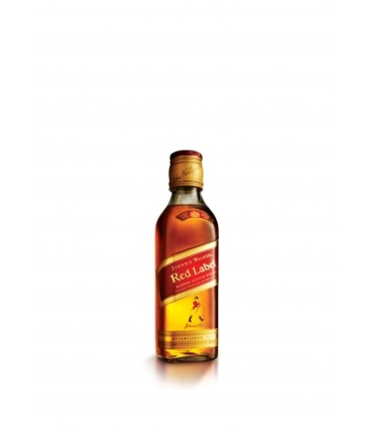 Fles blended Scotch van Johnnie Walker, op voorraad bij slijterij t Bockje in Bathmen