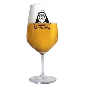 Tante Nonneke Bierglas op Voet