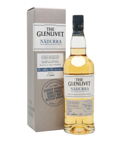 Fles The Glenlivet Nadurra Finish Heavily Peated Whisky Casks, whisky, op voorraad bij slijterij ’t Bockje in Bathmen