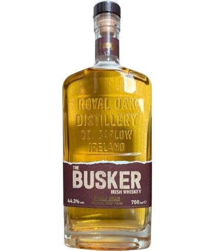Fles The Busker Single Grain tweede botteling, Ierse whiskey van Royal Oak in County Carlow, op voorraad bij slijterij t Bockje in Bathmen