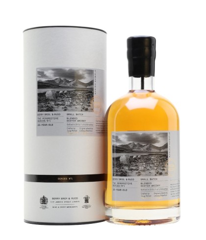 Fles The Perspective Series 25 Years Old No. 1, single malt whisky, op voorraad bij slijterij t Bockje in Bathmen