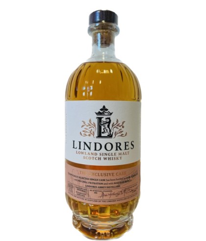 Fles Lowland single malt van Lindores Abbey, op voorraad bij slijterij t Bockje in Bathmen