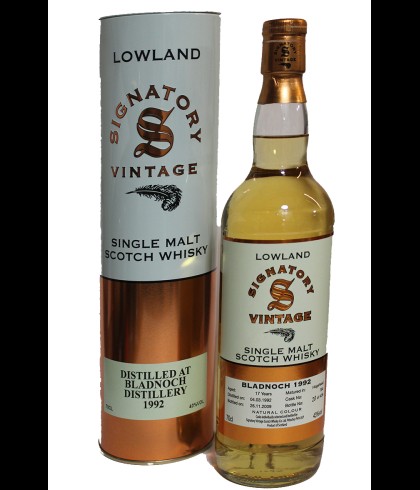 Fles Signatory Bladnoch 1992 17 Years Old, single malt whisky, op voorraad bij slijterij t Bockje in Bathmen