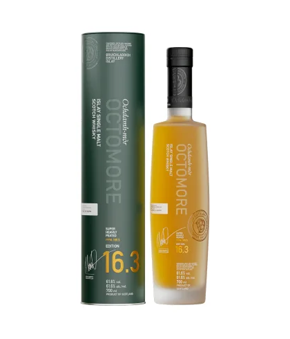 Fles Octomore 16.3, zwaar geturfde Islay single malt, op voorraad bij slijterij t Bockje in Bathmen