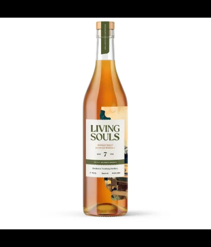 Fles Living Souls Torabhaig 7 Years Old Batch 1, geturfde single malt van het eiland Skye, op voorraad bij slijterij t Bockje in Bathmen