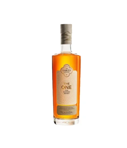 Fles The Lakes The One Fine Blended Whisky, Engelse whisky uit Cumbria, op voorraad bij slijterij t Bockje in Bathmen
