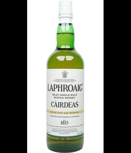 Fles Islay single malt van Laphroaig, op voorraad bij slijterij t Bockje in Bathmen