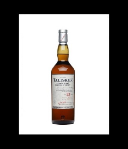 Fles Talisker 25 Years Old tweede botteling, single malt whisky van het eiland Skye, op voorraad bij slijterij t Bockje in Bathmen