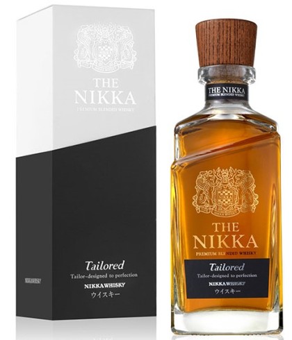 Fles The Nikka Tailored, Japanse whisky van Nikka, op voorraad bij slijterij t Bockje in Bathmen