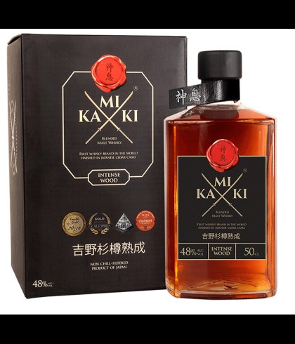 Fles blended malt van Kamiki, op voorraad bij slijterij t Bockje in Bathmen