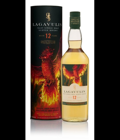 Fles Islay single malt van Lagavulin, op voorraad bij slijterij t Bockje in Bathmen