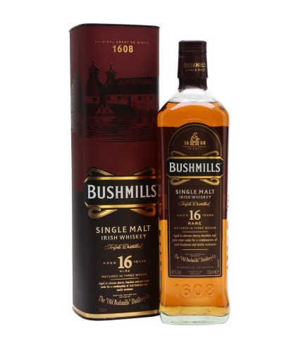Fles Bushmills 16 Years Old, single malt whisky, op voorraad bij slijterij t Bockje in Bathmen