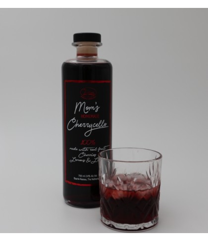 Likeur Mom's Homemade Cherrycello, bij slijterij ’t Bockje in Bathmen