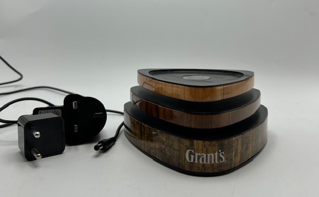 Artikel Grant's Whisky Display Met Lamp, op voorraad bij slijterij ’t Bockje in Bathmen