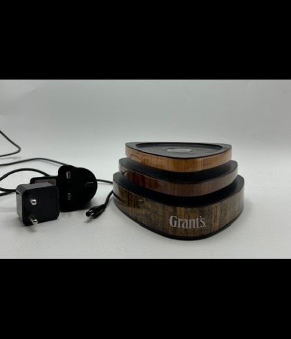 Grant s whisky display met lamp, flessenstandaard op voorraad bij slijterij t Bockje in Bathmen