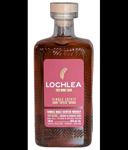 Fles Lowland single malt van Lochlea, op voorraad bij slijterij t Bockje in Bathmen