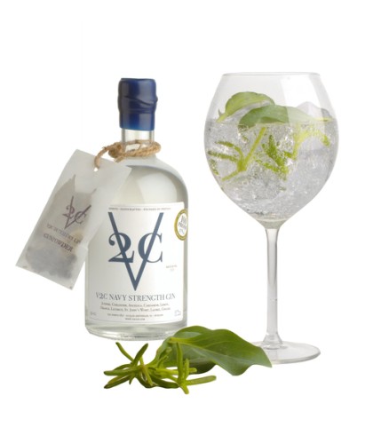 Fles V2C Navy Strength Gin, gin, op voorraad bij slijterij t Bockje in Bathmen