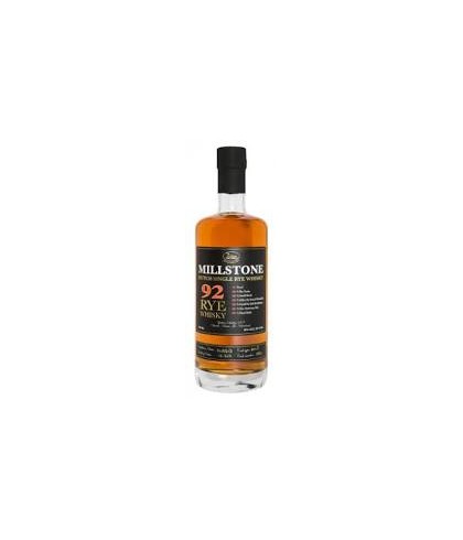 Fles Millstone Dutch Rye 92, Nederlandse whisky van Zuidam Distillers, op voorraad bij slijterij t Bockje in Bathmen