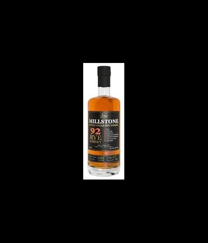 Fles Millstone Dutch Rye 92, Nederlandse whisky van Zuidam Distillers, op voorraad bij slijterij t Bockje in Bathmen