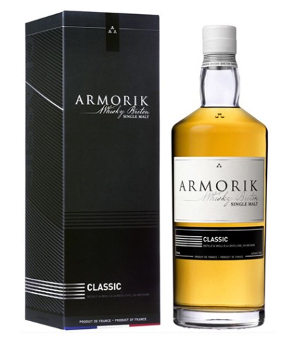 Fles Armorik Classic, single malt whisky, op voorraad bij slijterij t Bockje in Bathmen