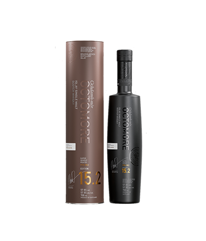 Fles Octomore 15.2, zwaar geturfde Islay single malt, op voorraad bij slijterij t Bockje in Bathmen