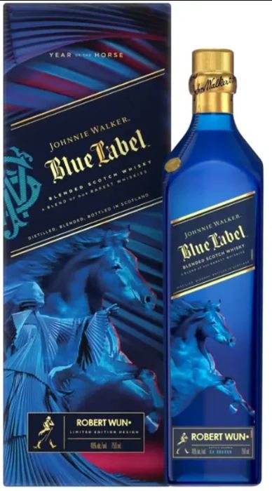 Fles blended Scotch van Johnnie Walker, op voorraad bij slijterij t Bockje in Bathmen