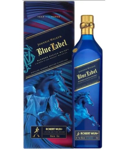 Fles blended Scotch van Johnnie Walker, op voorraad bij slijterij t Bockje in Bathmen