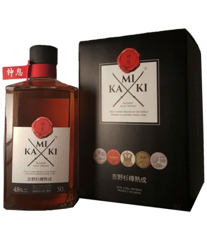 Fles blended malt van Kamiki, op voorraad bij slijterij t Bockje in Bathmen