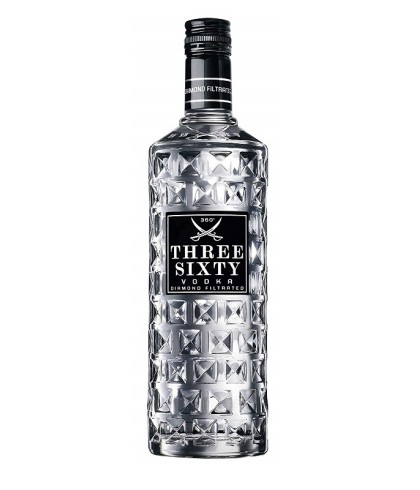 Fles Three Sixty Vodka, Duitse tarwewodka, op voorraad bij slijterij t Bockje in Bathmen