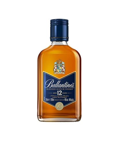 Fles Ballantine’s 12 Years Old 20 cl, single malt whisky, op voorraad bij slijterij t Bockje in Bathmen