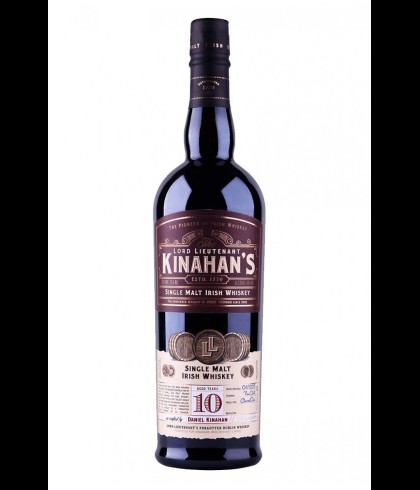 Fles Iers whiskey van Kinahan&rsquo;s, op voorraad bij slijterij t Bockje in Bathmen