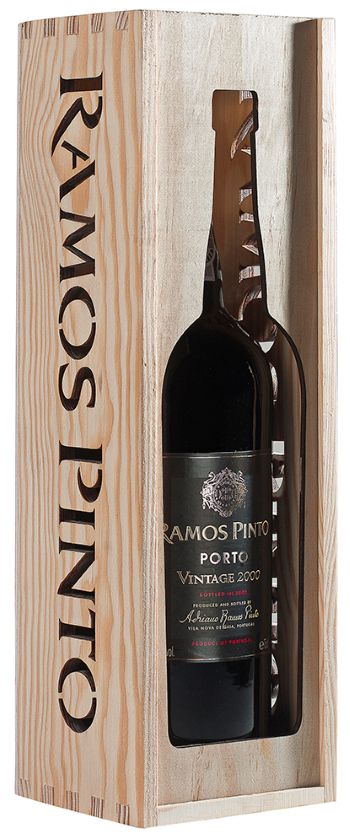 Port Ramos Pinto Vintage Port 2000 van Ramos Pinto, op voorraad bij slijterij ’t Bockje in Bathmen