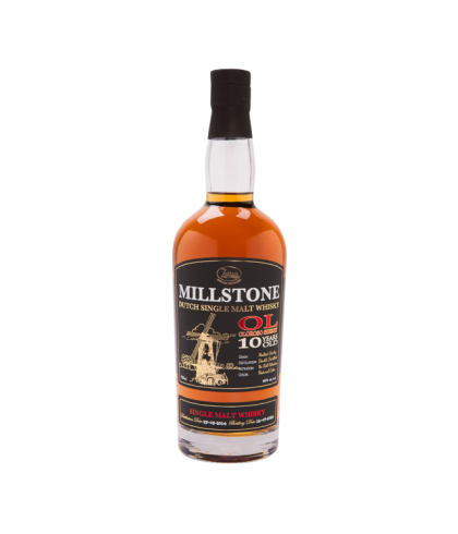 Fles Millstone 10 Years Old Oloroso, Nederlandse whisky van Zuidam Distillers, op voorraad bij slijterij t Bockje in Bathmen