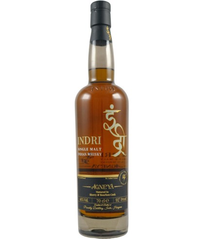 Fles Indiase single malt van Indri, op voorraad bij slijterij t Bockje in Bathmen