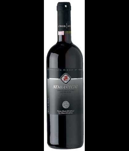 Fles Nemea Special Rood, wijn op voorraad bij slijterij t Bockje in Bathmen