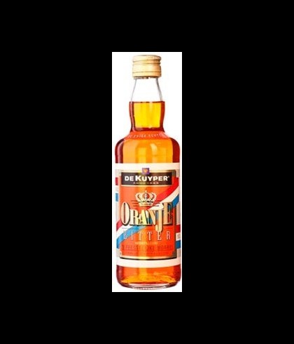 De Kuyper Oranjebitter, op voorraad bij slijterij t Bockje in Bathmen